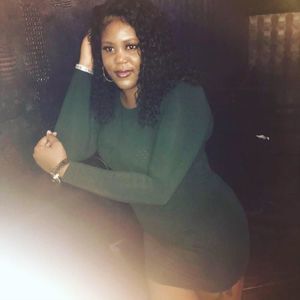 Meet your Posher, Demetria